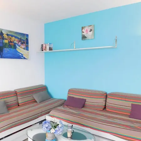 Apartment Bright T2 In Standing 